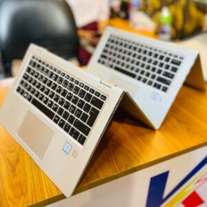 HP Elite X2,8GB RAM,  25SSD